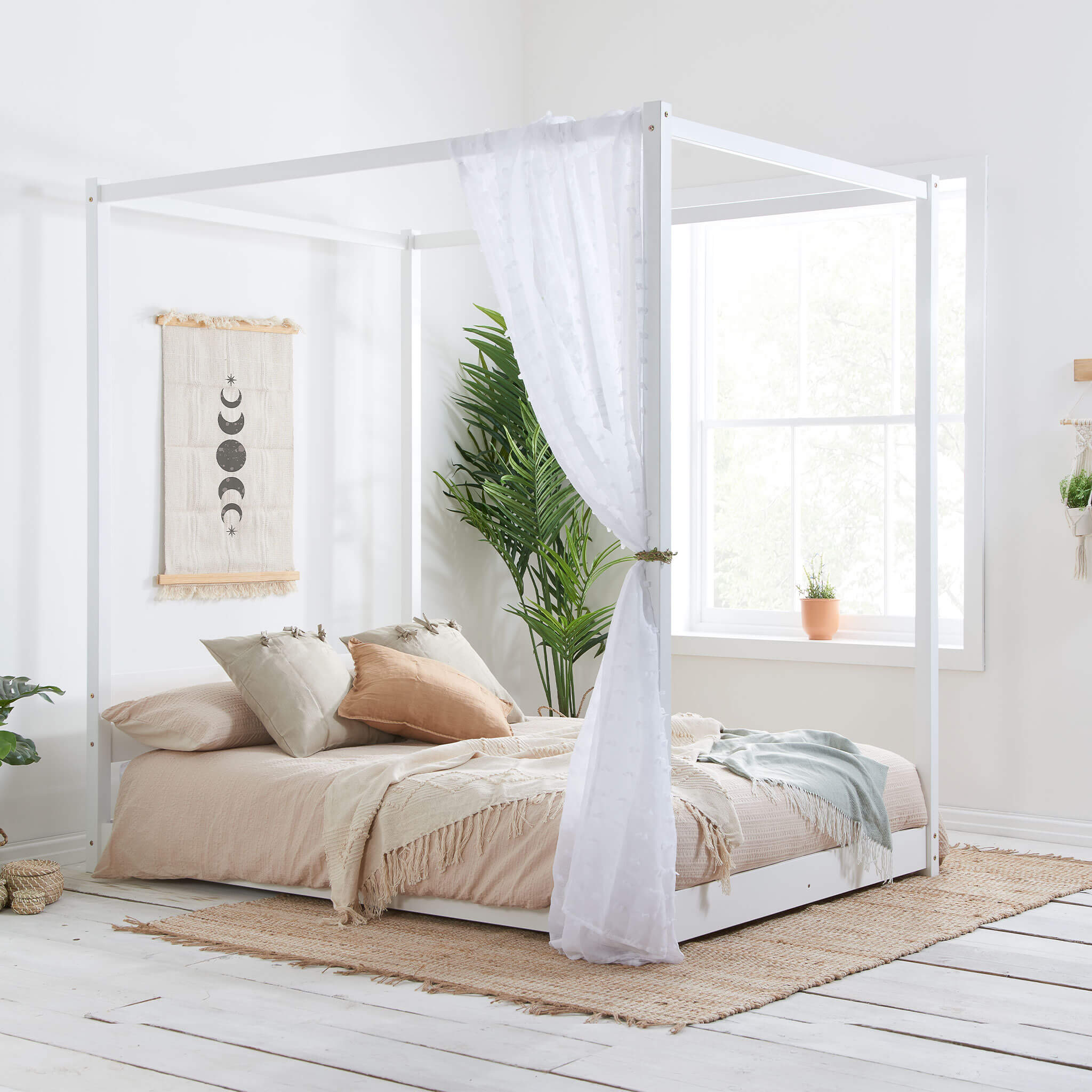 Darwin Four Poster Bed White