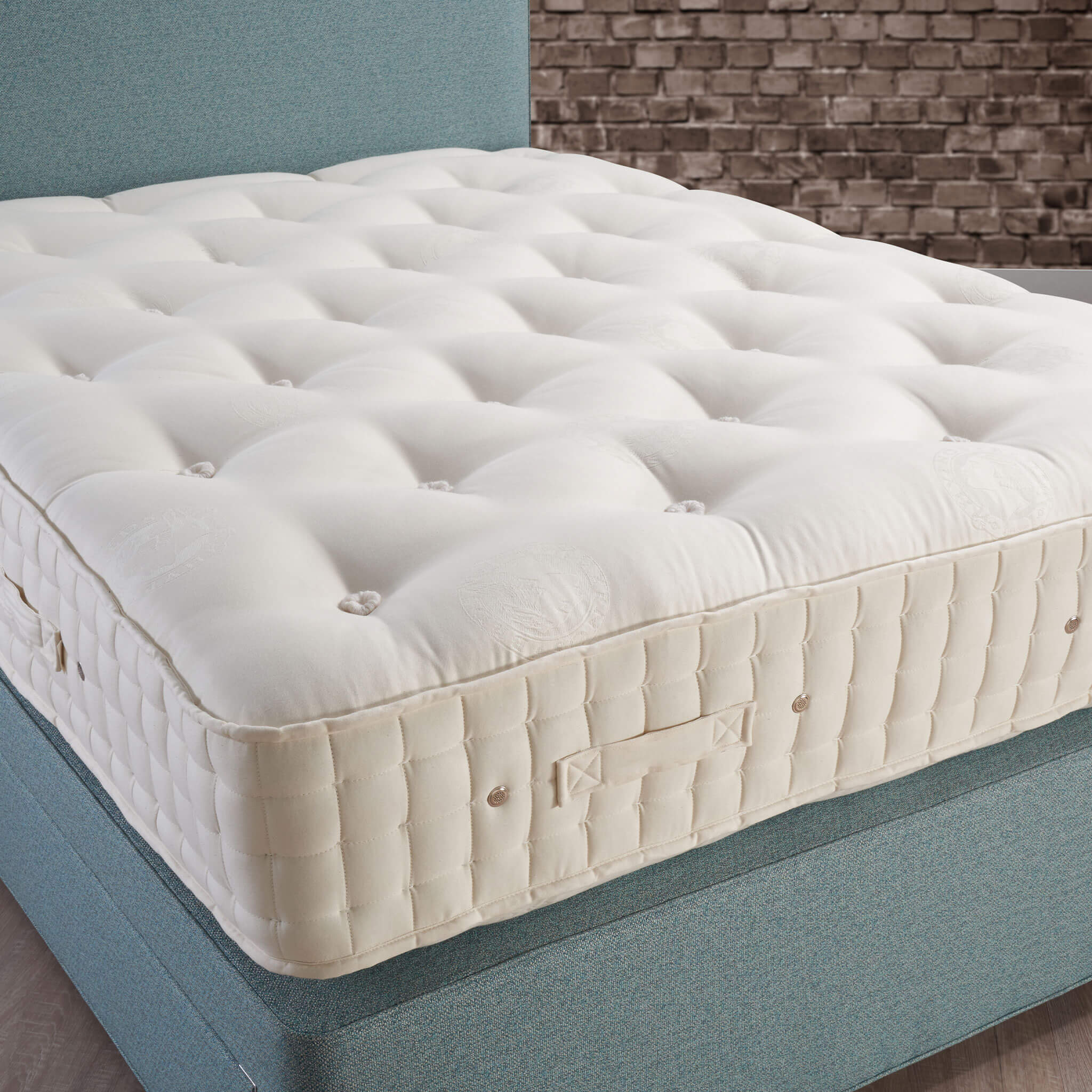 Hypnos Wool Origins 6 Mattress - Clearance - Image 3