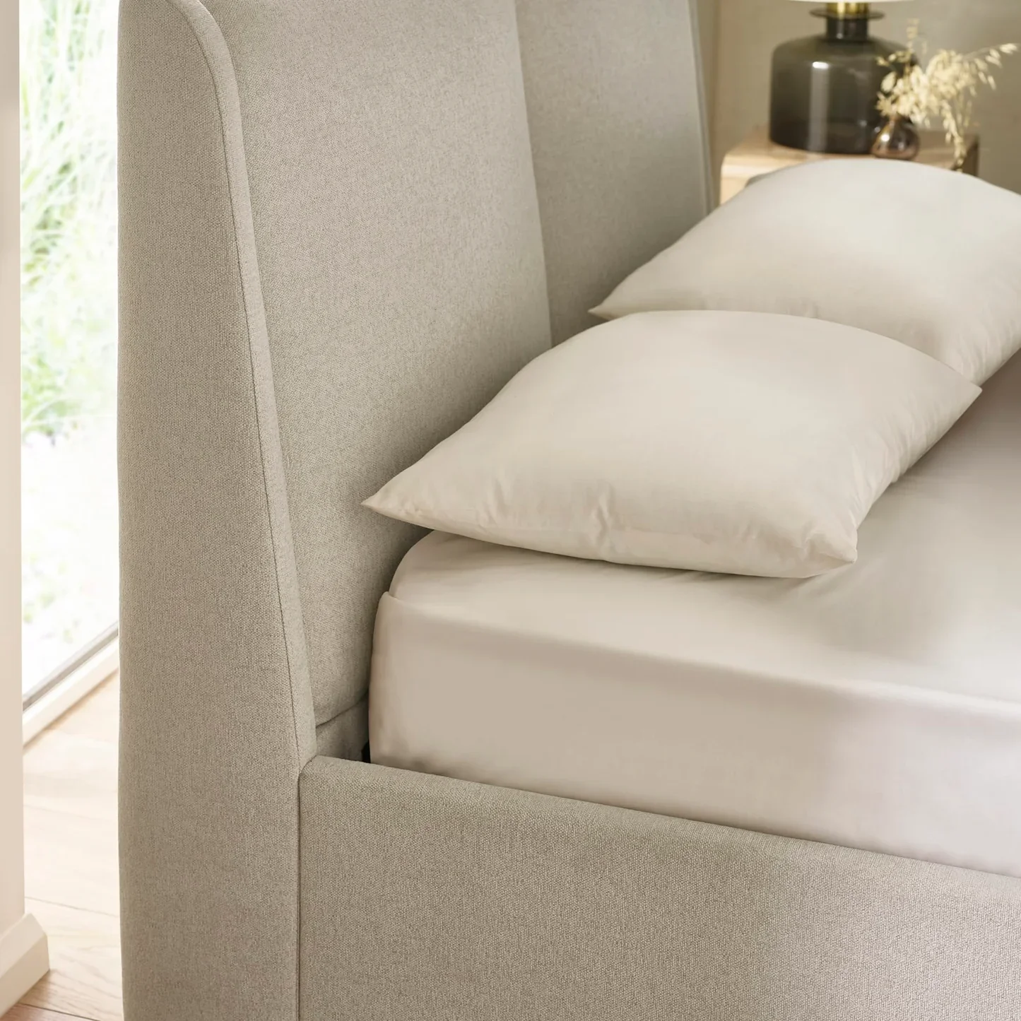 Maddock Ottoman Storage Bed - Image 3