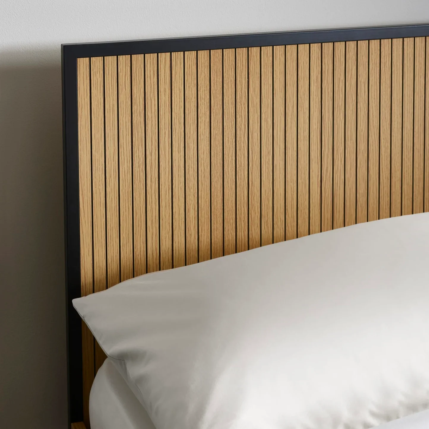 Sia Wooden Bed - Image 4