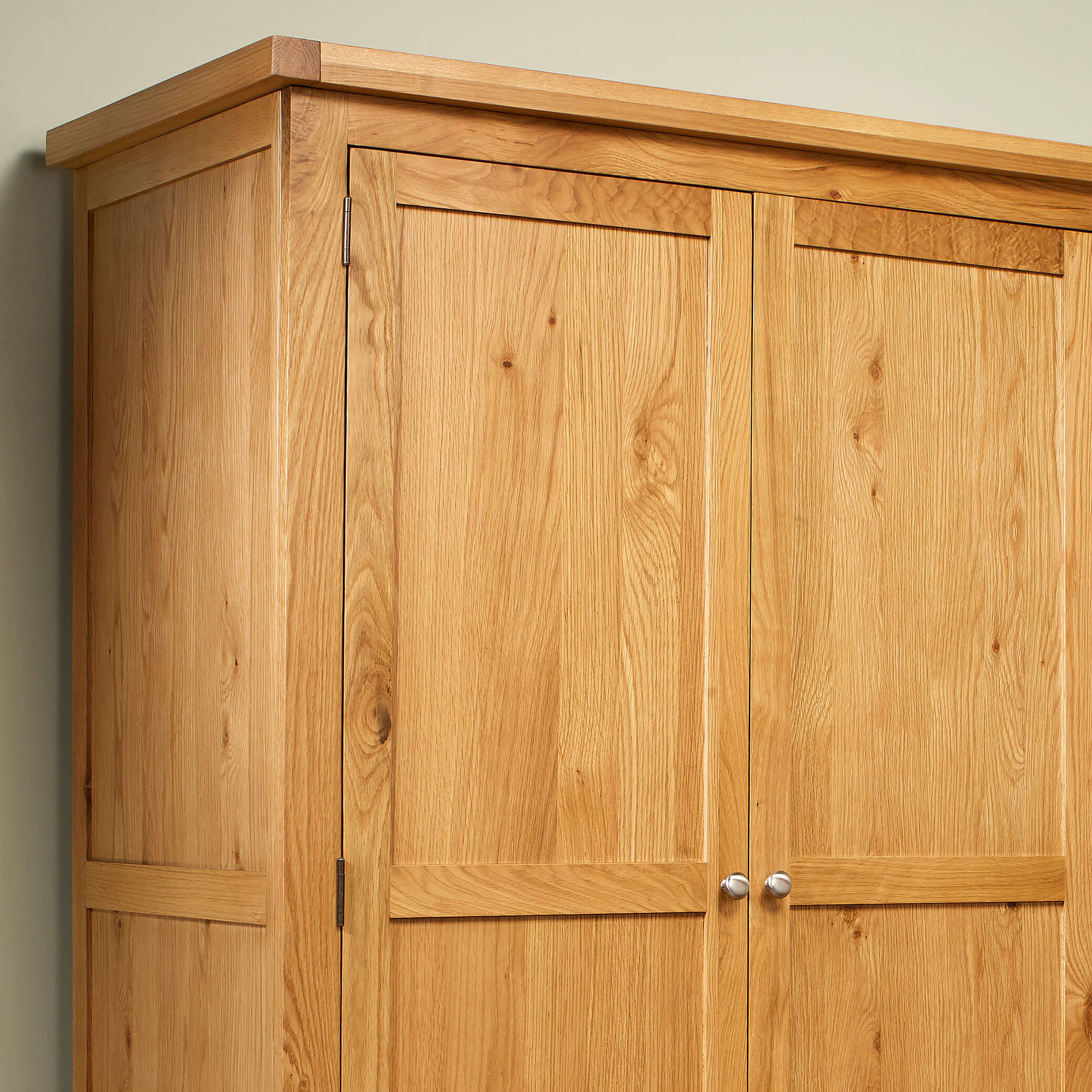 Woburn Oak 2 Door 2 Drawer Wardrobe - Image 4