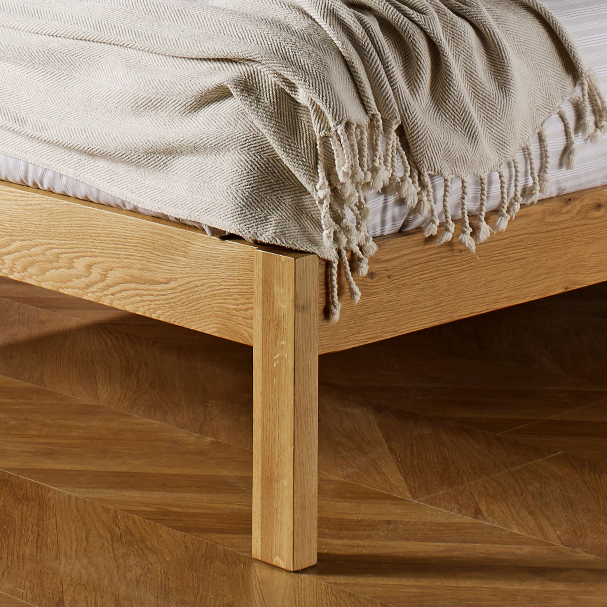 Woburn Oak Bed - Image 3